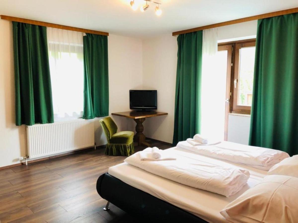 Holiday House Auer - By Four Seasons Apartments 카프룬 외부 사진