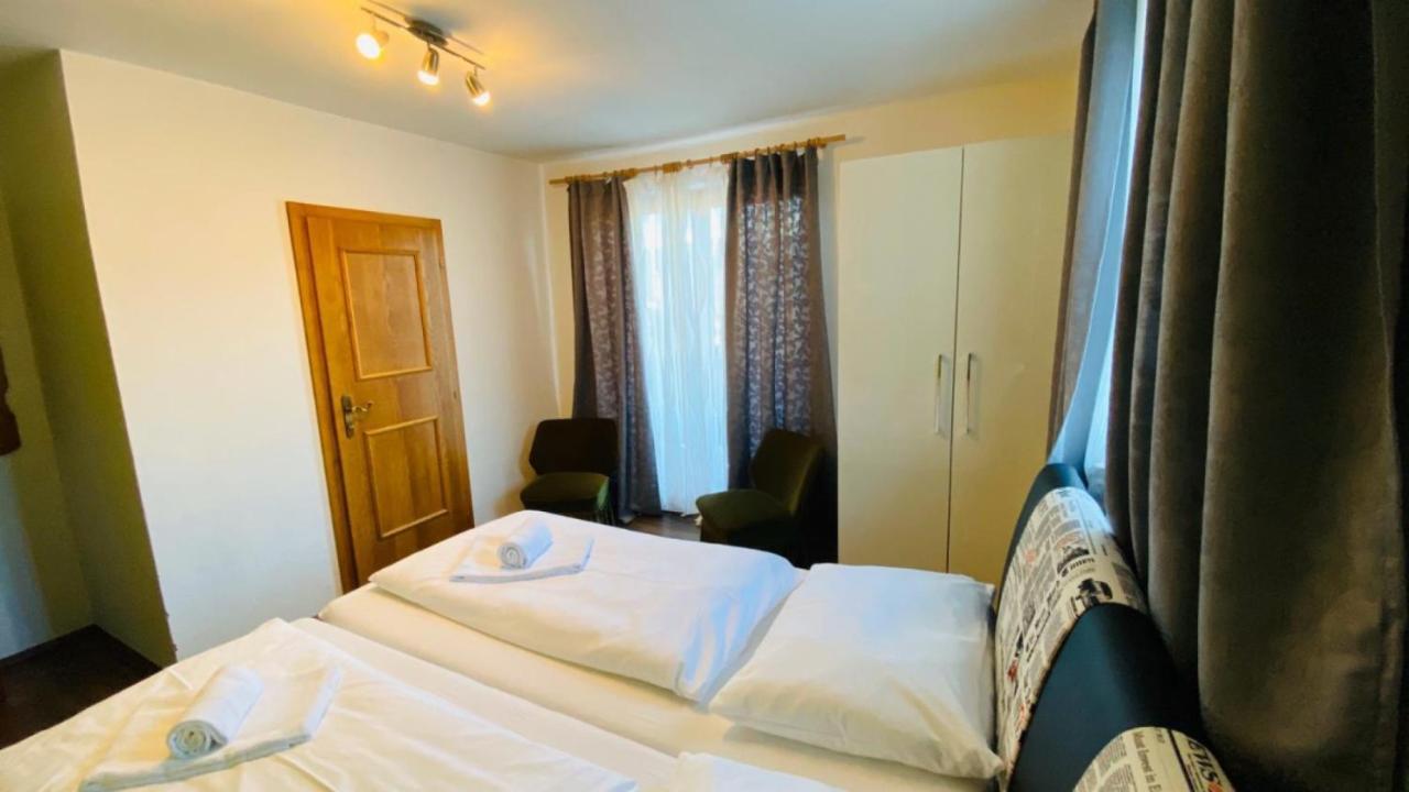 Holiday House Auer - By Four Seasons Apartments 카프룬 외부 사진